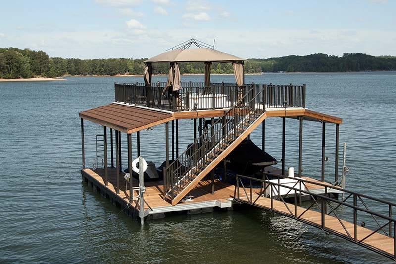 Homes With Boat Dock in Disney World | Get the Best Deals!